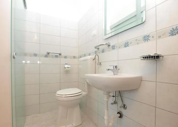 Cozy With Spacious Garden *